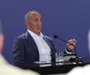 Роберт Кочарян отказался от депутатства