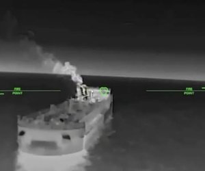 ВС Украины поразили два российских танкера в Черном море