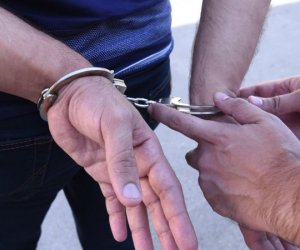 В Баку задержаны четверо подозреваемых в кражах