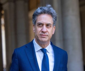 Ed Milibend Britaniyanın xarici işlər naziri təyin edilib