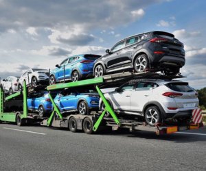 Azerbaijan reduces car imports from Georgia by 45%