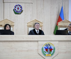 Ermənistan vətəndaşlarının şikayətləri üzrə apellyasiya məhkəməsində prokurorlar çıxışa başlayıb
