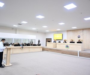 Ermənistan vətəndaşlarının şikayətləri üzrə apellyasiya məhkəməsi dövlət ittihamını müdafiə edən prokurorların çıxışları ilə davam etdirilib