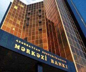 Azerbaijan banks&rsquo; loan portfolio rises to 31.8 bln manats