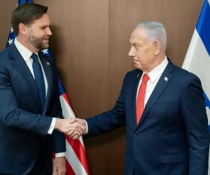 Axios: Netanyahu və ABŞ-ın vitse-prezidenti fikir ayrılıqlarını qapalı görüşdə müzakirə edib