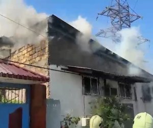 Sumqayıtda evdə yanğın olub