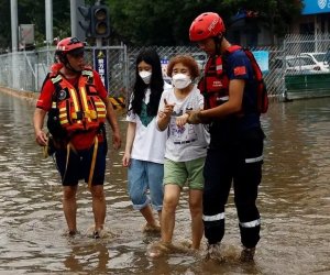 Çində daşqın təhlükəsi: Siçuan əyalətində 65 min nəfər təxliyə edilib