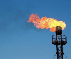 Цены на природный газ на бирже NYMEX незначительно снизились