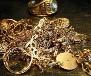 Abşeronda özünü müştəri kimi təqdim edərək mənzildən qızıl oğurlayan şəxs saxlanılıb