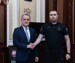 Ceyhun Bayramov Ukrayna hərbi kəşfiyyatının rəhbəri Kirill Budanovla görüşüb
