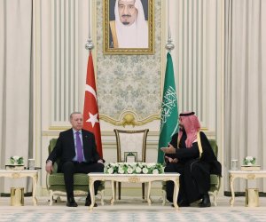 Ərdoğan Səudiyyə Ərəbistanına səfər edəcək, üçtərəfli müdafiə sazişinin imzalanması gözlənilir