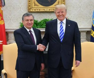 Мирзиёев пригласил Трампа с официальным визитом в Узбекистан