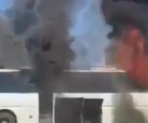 В Казахстане сгорел пассажирский автобус: 37 человек успели эвакуироваться