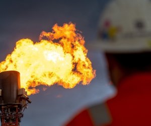 Фьючерсы на природный газ в США подешевели