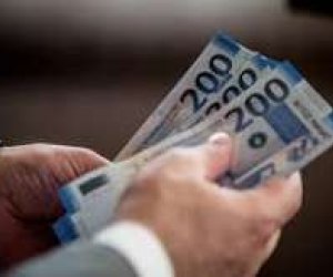 Azərbaycanda orta aylıq əməkhaqqı 7% artıb