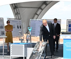 Prezident Naxçıvan Sənaye Parkının təməlini qoyub - Yenilənib