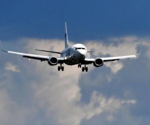Tümendən Bakıya uçan "UTair" təyyarəsi Ufada məcburi eniş edib