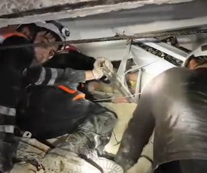 В Баку обрушилась крыша магазина