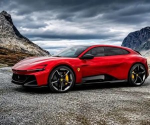 Ferrari-nin ilk elektrikli avtomobili hərracda rekord qiymətə satılıb