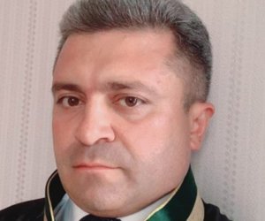 Azərbaycanda vəkil dələduzluq ittihamı ilə həbs edilib