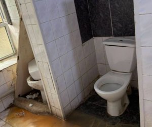 В Баку антисанитария в детской больнице №6