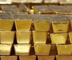 Золото поднялось до максимума более чем за три месяца