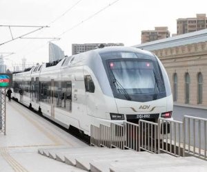 Qatar biletində ata adınızı yazmasanız, 5 manat ödəyəcəksiniz
