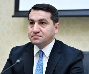 Hikmət Hacıyev Ukraynanın III dərəcəli "Xidmətlərə görə" ordeni ilə təltif edilib