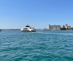 Azerbaijani national rescued from drowning in Istanbul