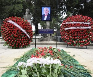 Tofiq Bakıxanov II Fəxri xiyabanda dəfn olunub
