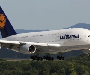 Lufthansa Frankfurt&ndash;Delhi flight makes emergency landing in Baku
