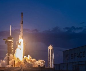 SpaceX Luizianada 100 milyard dollarlıq nəhəng kosmik stansiya tikməyi planlaşdırır