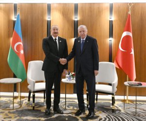 Ilham Aliyev Meets Recep Tayyip Erdogan in Bishkek