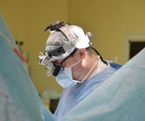 Plastik cərrahiyyə üzrə klinik protokollar hazırlanır - nazir