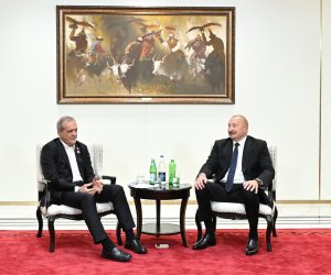 Decoding the Symbolic Canvas at the Aliyev-Pezeshkian Meeting in Bishkek