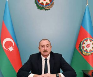 Əliyev San Marino rəhbərlərini milli bayram münasibətilə təbrik edib