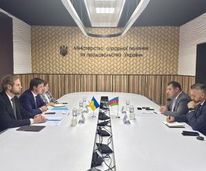 Баку и Киев намерены вернуть товарооборот на уровень $1 млрд
