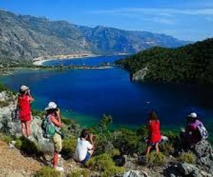 Azərbaycanın sağlamlıq turizmi imkanları Qazaxıstanda təqdim olunub