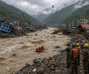 Nepalda təbii fəlakət nəticəsində 600-ə yaxın məktəbli itkin düşüb