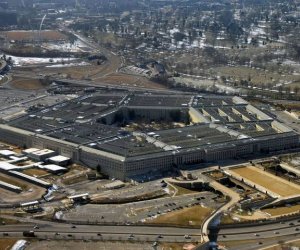 В США около 50 сотрудников Пентагона проверили на полиграфе из-за утечек информации