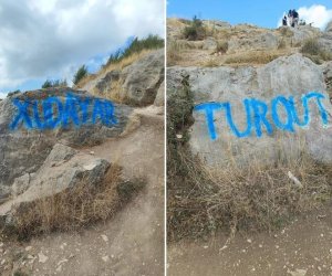 Baku TV turistlərin Şuşada qayaları yazaraq şəhərin tarixi və təbiətinə ziyan vermələri ilə bağlı süjet hazırlayıb