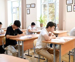 Cari ilin buraxılış imtahanlarında üzrlü səbəbdən iştirak edə bilməyənlər üçün əlavə imtahan keçirilib