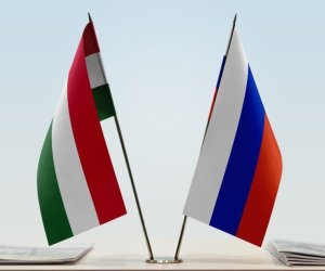 
Macarıstan 10 rusiyalı diplomatı ölkədən çıxarır