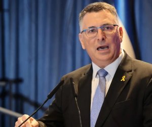 İsrail Şərqi Qüdsdəki Britaniya konsulluğunu bağlayacaq