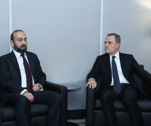 Глава МИД Азербайджана не исключил новой встречи с Мирзояном