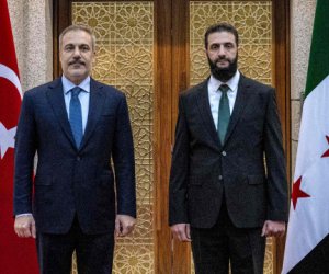 Əhməd Əl Şaraa Hakan Fidanı qəbul edib