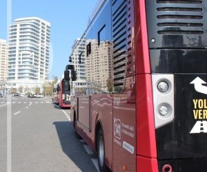 

AYNA: Sabahdan Bakıda avtobusların sayı rekord həddə çatdırılır
