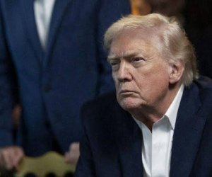 Трамп резко раскритиковал Верховный суд США