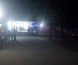 Yeniyetməni döyüb başı üstə yerə çırpıblar