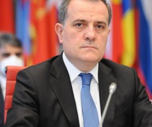 Глава МИД Азербайджана отправился на Генассамблею ООН в Нью-Йорк